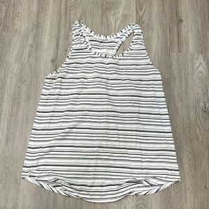Lululemon Love tank top pleated